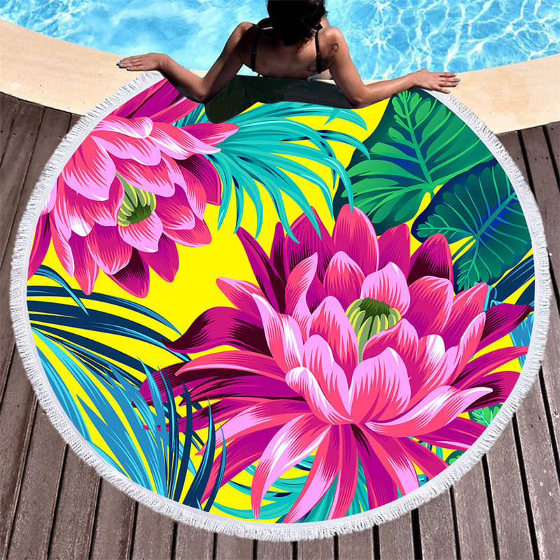 Aperturee - Aperturee Vibrant Hawaiian Style Flowers Round Beach Towel
