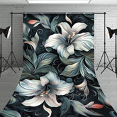 Aperturee - Aperturee Green White Funky Floral Fine Art Sweep Backdrop