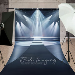 Aperturee - Aperturee Spotlight Model Runway T Stage Photo Sweep Backdrop