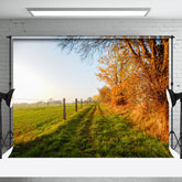 Aperturee - Green Grass Fallen Leaves Autumn Photo Backdrop