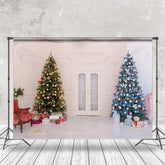 Aperturee - Aperturee Christmas Tree At The Palace Gate Photo Backdrop