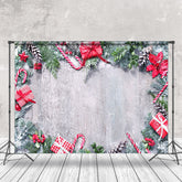 Aperturee - Aperturee Retro Wood Grain Wall Pine Leaves Christmas Backdrop