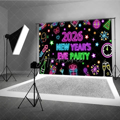 Aperturee - Aperturee 2026 New Year’s Eve Party Backdrop Colorful Neon Signs for Glow in the Dark Retro 80s Disco NYE Decor