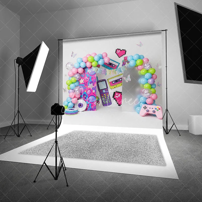 Aperturee - Aperturee 90s Retro Nostalgia Arch Backdrop Cassette and Game Controller for Birthday Party