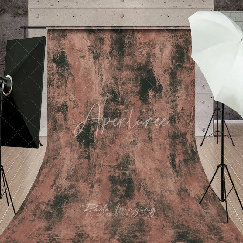 Aperturee - Aperturee Abstract Textured Dark Brown and Reddish-Brown Sweep Backdrop Rustic Grunge Painterly Photo Background for Portraits