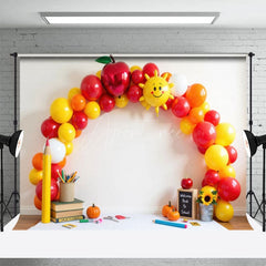 Aperturee - Aperturee Back To School Apple Balloon Arch Photo Backdrop