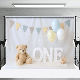 Aperturee - Aperturee Bearly White Wall Flag Balloon Cake Smash Backdrop