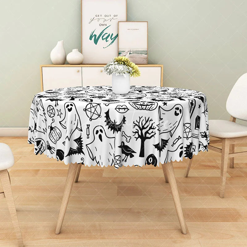 Aperturee - Aperturee Black and White Halloween Round Tablecloth with Cute Ghost Pattern for Modern and Spooky Party Decor