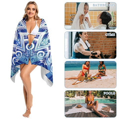 Aperturee - Aperturee Blue White Porcelain Floral Custom Name Beach Towel