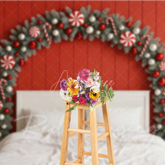 Aperturee - Aperturee Christmas Bedroom Headboard Backdrop Red Wall Candy Cane Fir Arch White Bed Photo Background