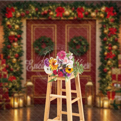 Aperturee - Aperturee Christmas Red Door Photography Backdrop Brick Wall with Garland and Presents Holiday Mini Session Background