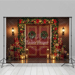 Aperturee - Aperturee Christmas Red Door Photography Backdrop Brick Wall with Garland and Presents Holiday Mini Session Background