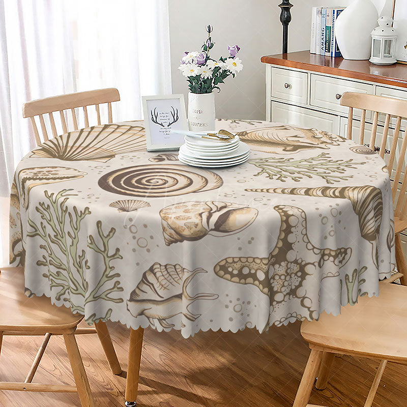 Aperturee - Aperturee Coastal Beach Round Tablecloth with Brown and White Seashells and Coral for Nautical Themed Decor