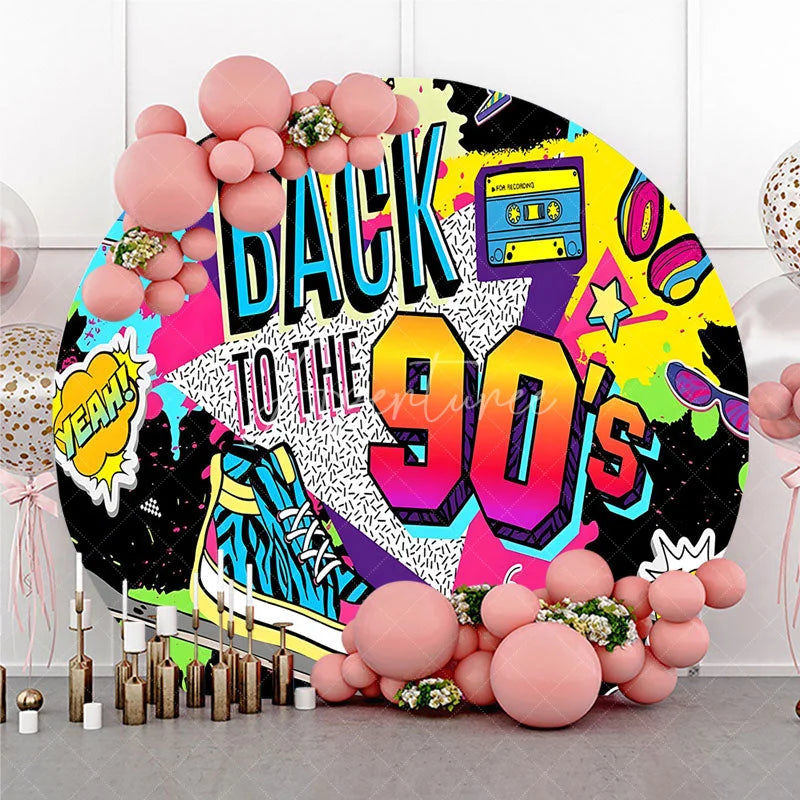 Aperturee - Aperturee Colorful Back to the 90s Round Backdrop with Skateboard Cassette and Neon Elements Retro Party Decor