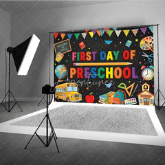 Aperturee - Aperturee Colorful First Day of Preschool Holiday Backdrop with School Bus and Books Welcome to Class Celebration