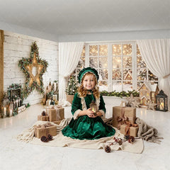 Aperturee - Aperturee Cozy Christmas Snowy Winter Village Room Set Backdrop with Festive Tree Star Wreath Wood Wall for Holiday Decor