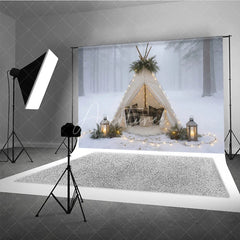 Aperturee - Aperturee Cozy Winter Teepee in Snowy Forest Photography Backdrop Boho Tent with Plaid Pillows Holiday Photo Session