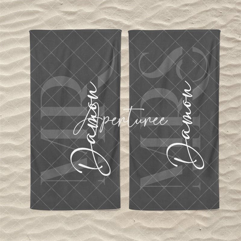 Aperturee - Aperturee Custom Couple Towel Mr and Mrs Beach Towel Honeymoon Gift
