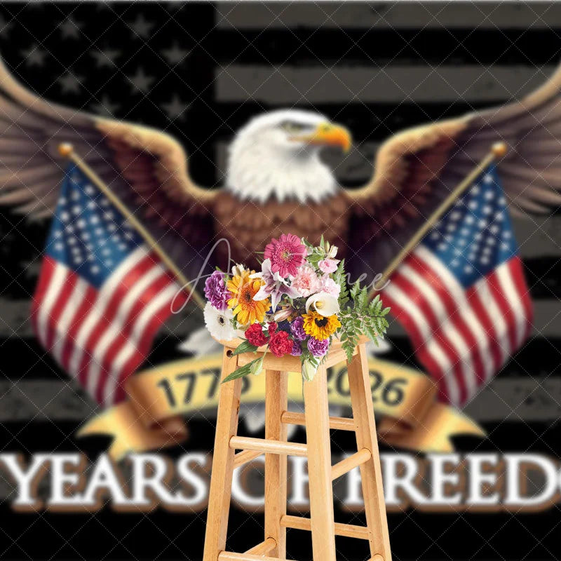 Aperturee - Aperturee Distressed American Flag Bald Eagle Holiday Backdrop Featuring 250 Years of Freedom Celebration
