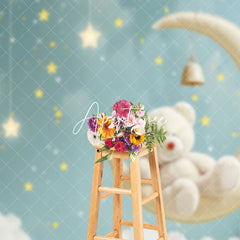 Aperturee - Aperturee Dreamy White Bear Asleep on Crescent Moon Backdrop