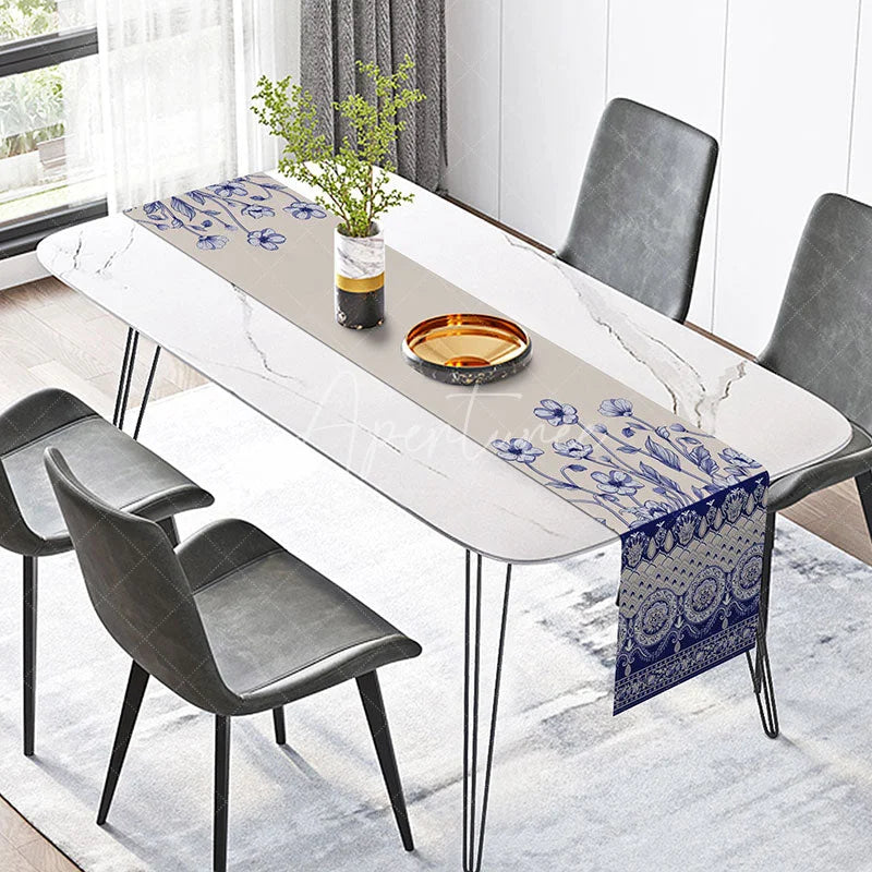 Aperturee - Aperturee Elegant Blue and White Paisley Table Runner Floral Border Modern Farmhouse Kitchen Dining Decor