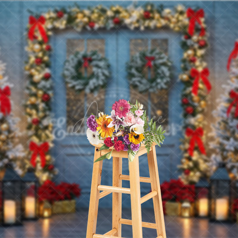 Aperturee - Aperturee Elegant Christmas Door Photography Backdrop Blue Door in Snow with Garland Winter Holiday Photo Background