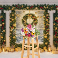Aperturee - Aperturee Elegant Christmas Window Photography Backdrop Grand Columns with Garland Snowy Holiday Mini Session Background