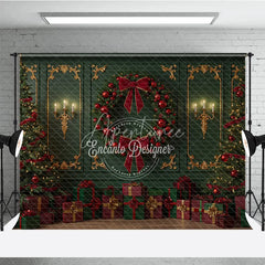 Aperturee - Aperturee Elegant Green and Red Christmas Room Set Backdrop with Gift Wall Wreath and Wood Floor Holiday Photo Studio
