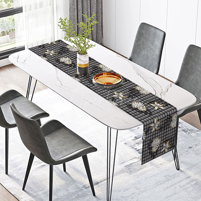 Aperturee - Aperturee Elegant Plaid Table Runner with Black and Gold Palm Leaves for Modern Glam and Holiday Dining Decor