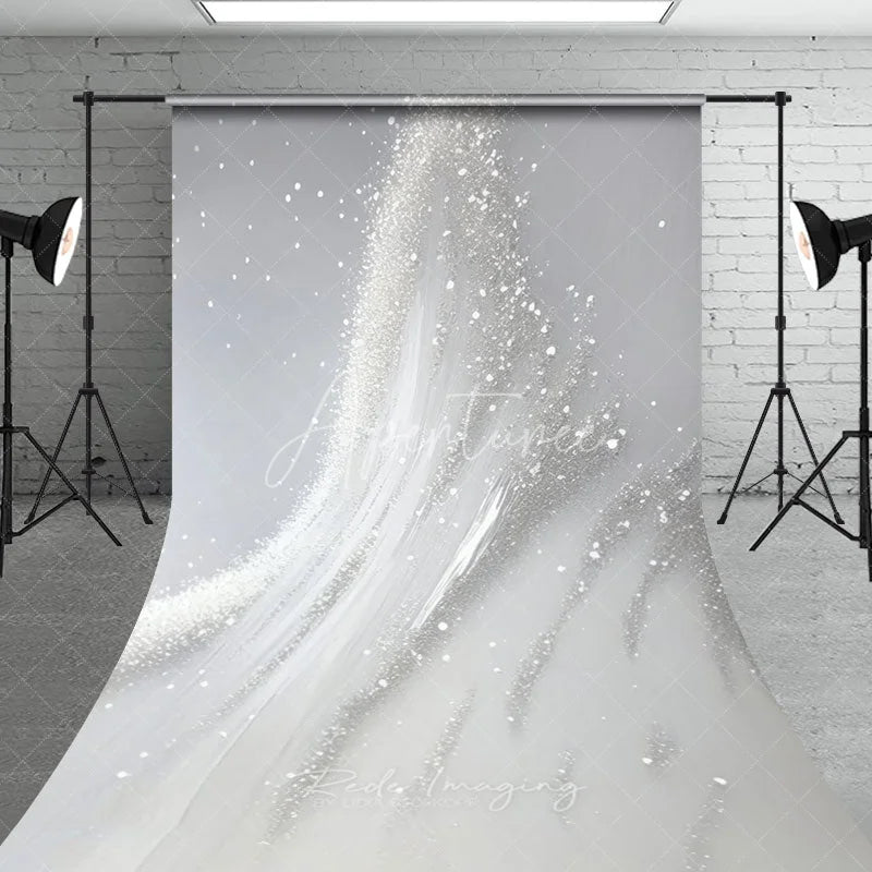 Aperturee - Aperturee Elegant Silver Glitter and White Brush Stroke Abstract Sweep Backdrop Modern Photography Decor for Events