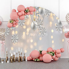 Aperturee - Aperturee Elegant Silver Gold Glitter Snowflake and Ornament Round Backdrop Festive Christmas Winter Holiday Party Decor