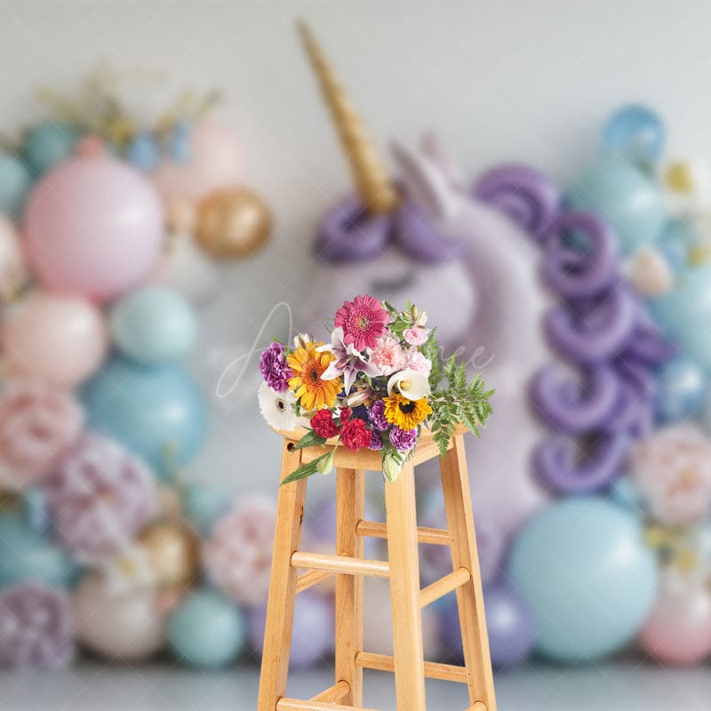 Aperturee - Aperturee Elegant Unicorn Shape Balloons Cake Smash Backdrop