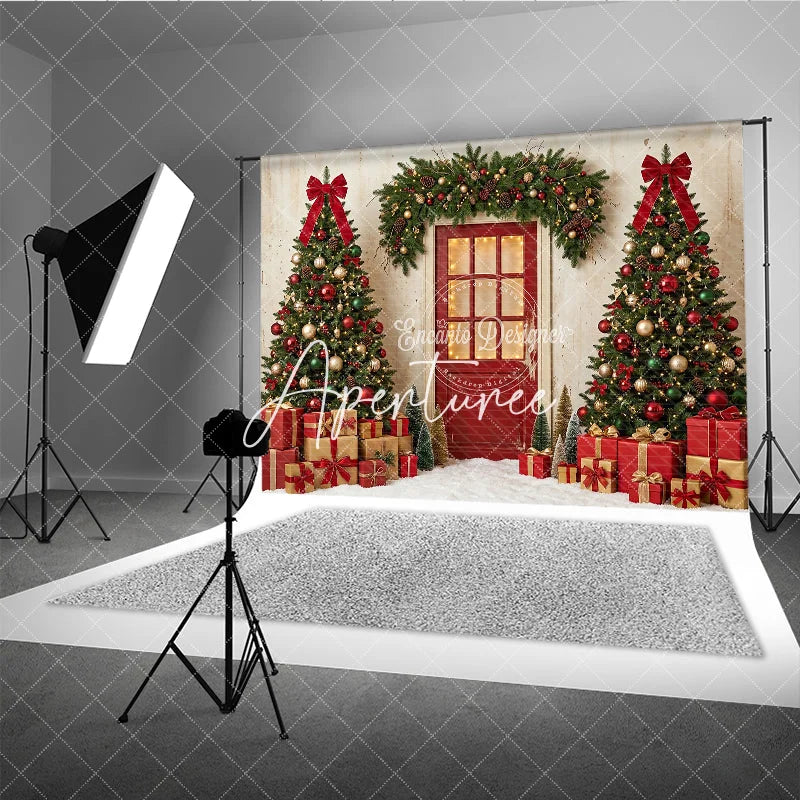 Aperturee - Aperturee Festive Christmas Trees Red Door Holiday Backdrop with Garland and Gifts Snowy Winter Celebration Decor