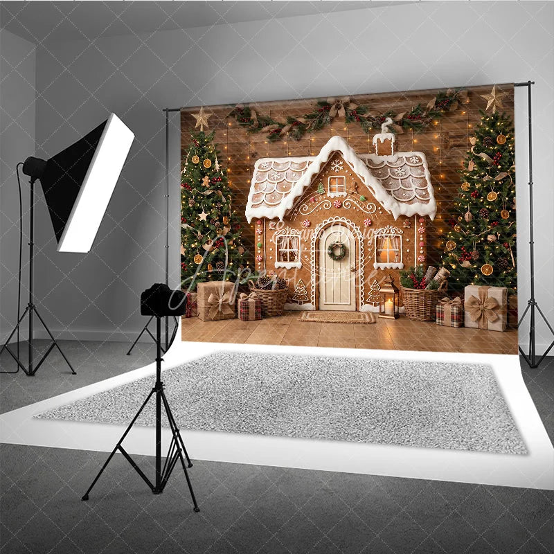 Aperturee - Aperturee Festive Gingerbread House Holiday Backdrop Decorated Christmas Trees with Rustic Wood Wall and Gifts