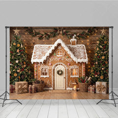 Aperturee - Aperturee Festive Gingerbread House Holiday Backdrop Decorated Christmas Trees with Rustic Wood Wall and Gifts