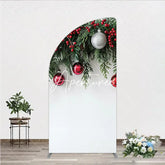Aperturee - Aperturee Festive Green Pine Red Berry Christmas Half Moon Arch Backdrop Elegant Red and Silver Ornament Holiday Decor