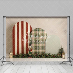 Aperturee - Aperturee Festive Red Striped and Green Plaid Arched Holiday Backdrop Christmas Nutcracker and Garland Decor
