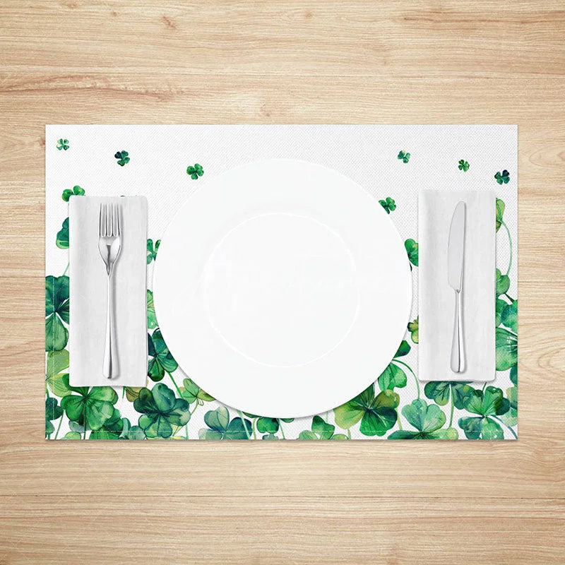 Aperturee - Aperturee Floating Watercolor Shamrock Set of 4 Placemats St. Patricks Day Green Clover Party Table Mats