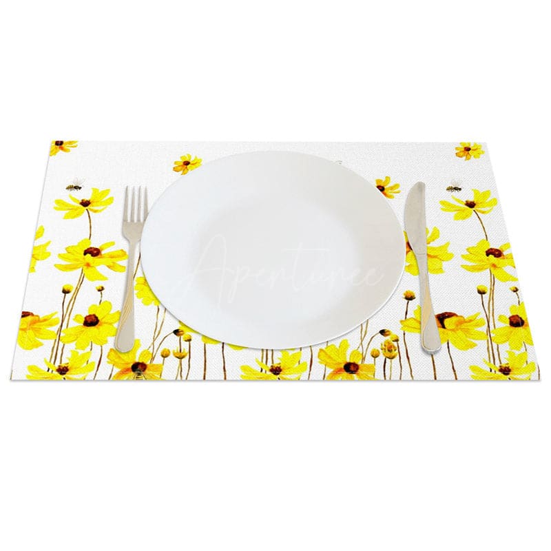 Aperturee - Aperturee Floral Bees Fresh Spring Party Set of 4 Placemats