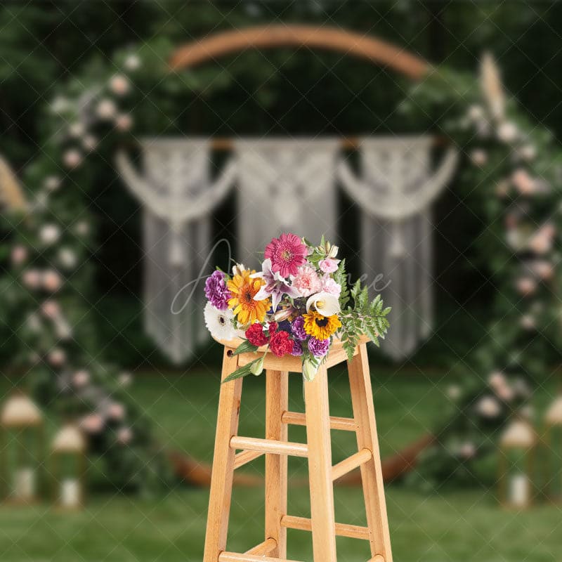Aperturee - Aperturee Fresh Floral Boho Circular Outdoor Wedding Backdrop