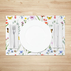 Aperturee - Aperturee Fresh Spring Butterfly and Flower Placemats Set of 4 for Bright and Colorful Garden Party Table Decor
