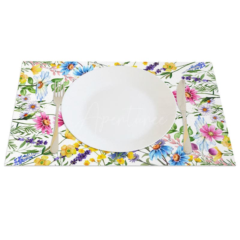 Aperturee - Aperturee Fresh Spring Floral Sweet Party Set of 4 Placemats