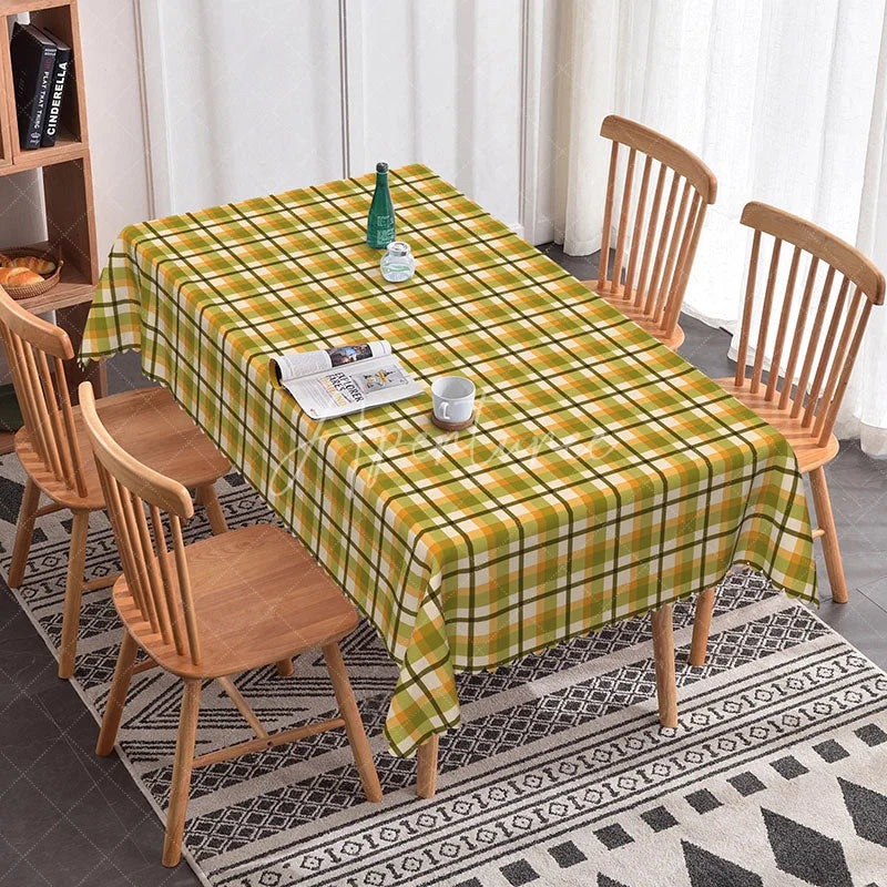 Aperturee - Aperturee Green and Orange Plaid Rectangle Tablecloth Classic Tartan Grid Pattern Fall Picnic Rustic Kitchen Dining Room Decor