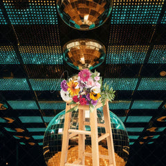 Aperturee - Aperturee Green Gold Crystal Balls Dance Hall Photo Backdrop