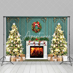 Aperturee - Aperturee Green Trees Wreath Fireplace Christmas Vibe Backdrop