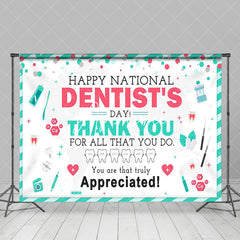 Aperturee - Aperturee Green White Happy National Dentists Day Backdrop