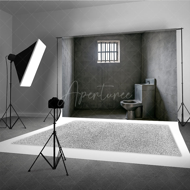 Aperturee - Aperturee Gritty Prison Cell Photography Backdrop Concrete Jail Room with Barred Window for Themed Escape Room Photos