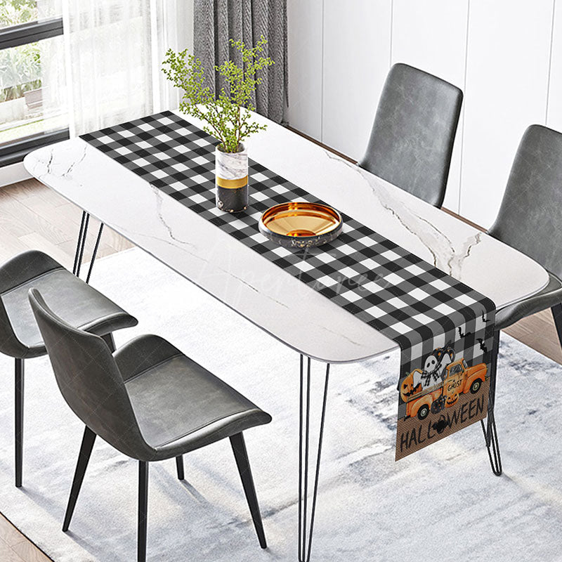 Aperturee - Aperturee Halloween Plaid Table Runner with Pumpkin and Ghost Spooky and Cute Design Kids Halloween Party Decoration