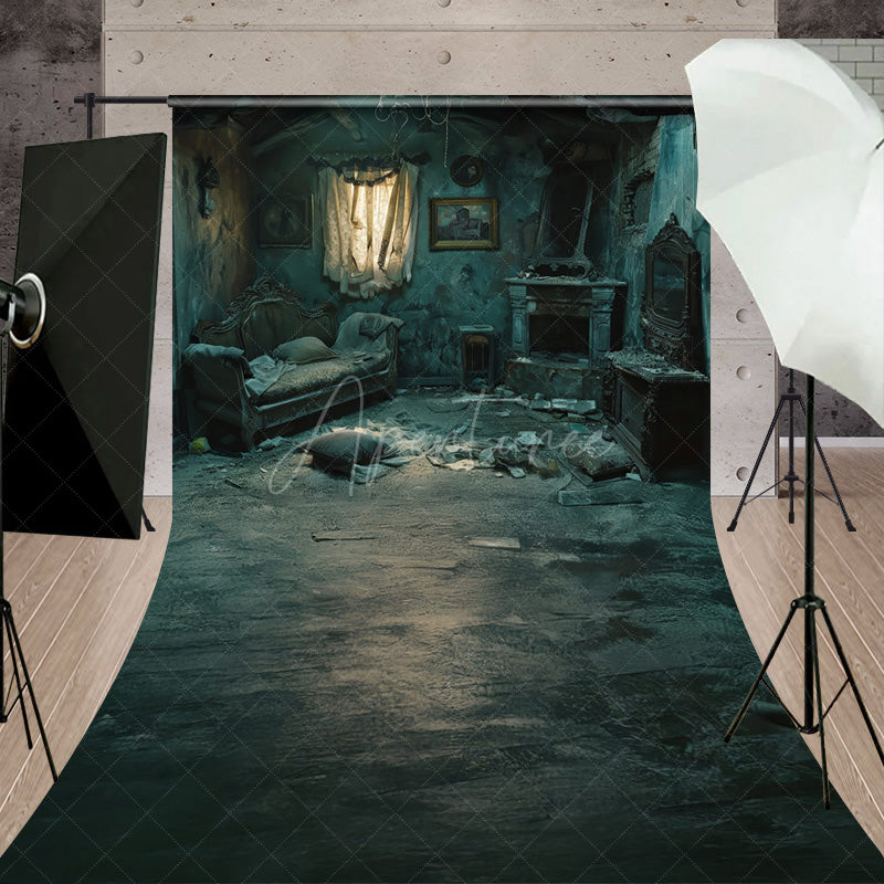Aperturee - Aperturee Haunted Abandoned Bedroom Sweep Backdrop Derelict Interior for Horror Photos Post-Apocalyptic Room Scene