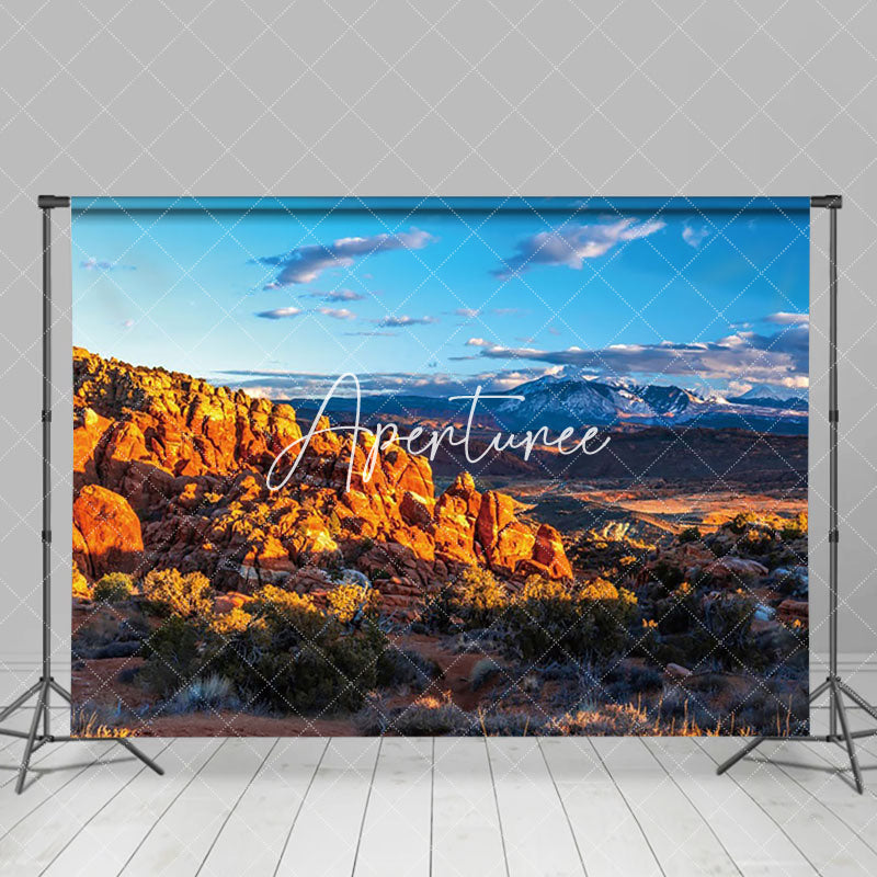 Aperturee - Aperturee Magnificent Blue Sky Sunlit Mountain Scene Backdrop